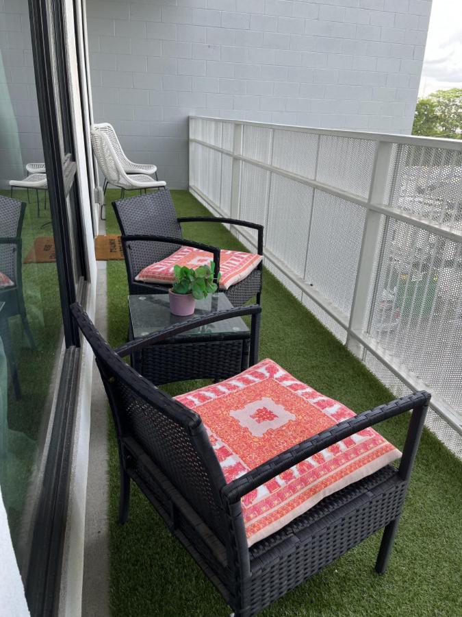 Gulch Located With 4 Beds, Pool, Private Patio And Secure Parking *